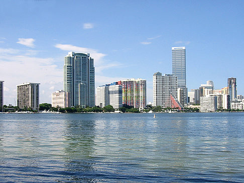 Blick vom Wasser auf Miami