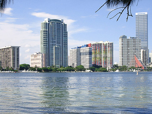 Blick vom Wasser auf Miami